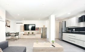 Holidays2Malaga Munoz Degrain New Renovated 400M To The Beach With Aircon